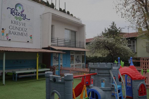 Mutlu çocuklar
